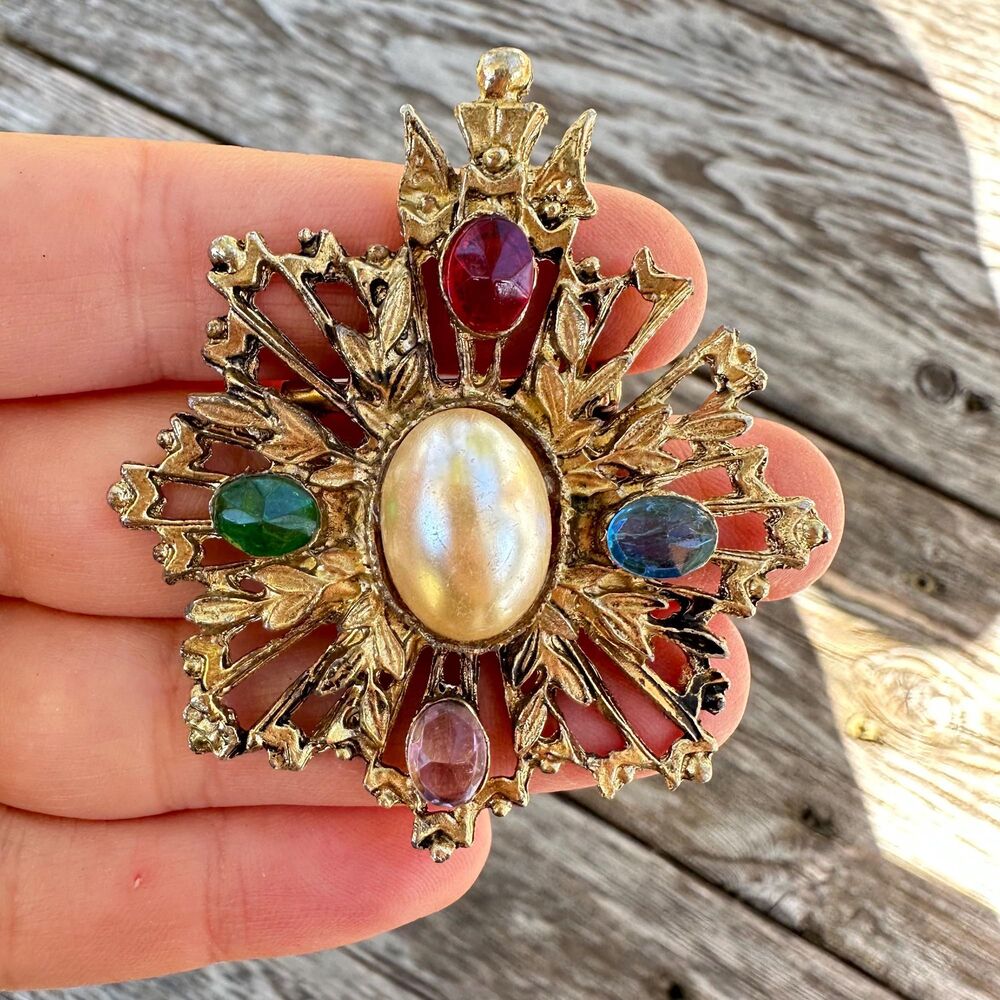 Vintage Jewelry Gold Tone Jewel Tone Gem Brooch Pin